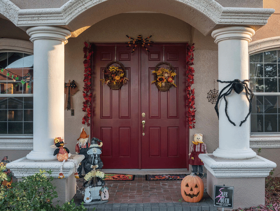Storing Halloween Decor | How to Store Bulky Halloween Décor | Amazing Spaces Storage Centers
